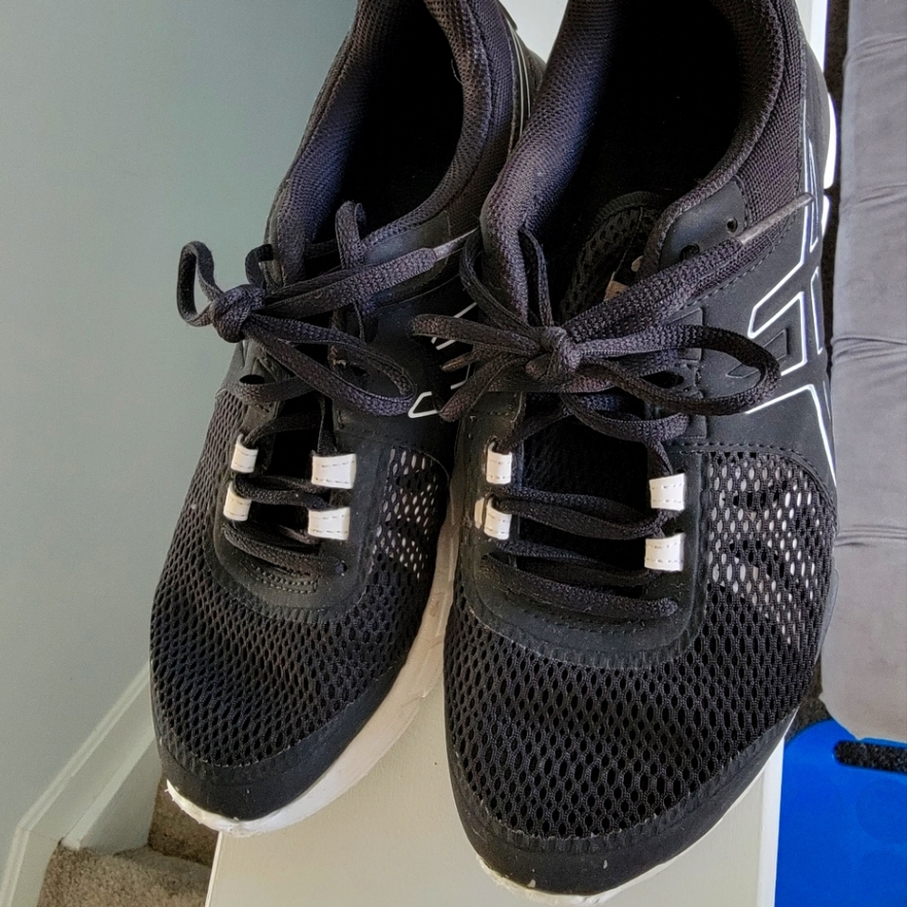 ASICS Volleyball Court Shoe